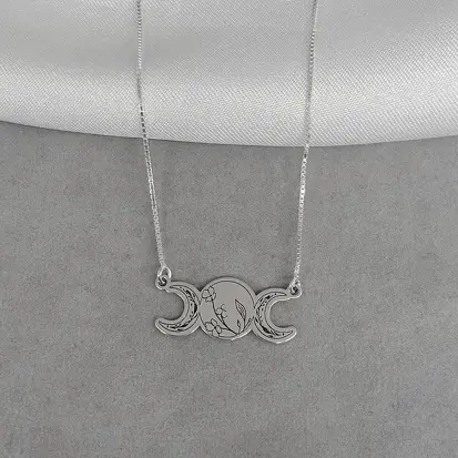 GARGANTILHA TRÊS LUAS FLOR